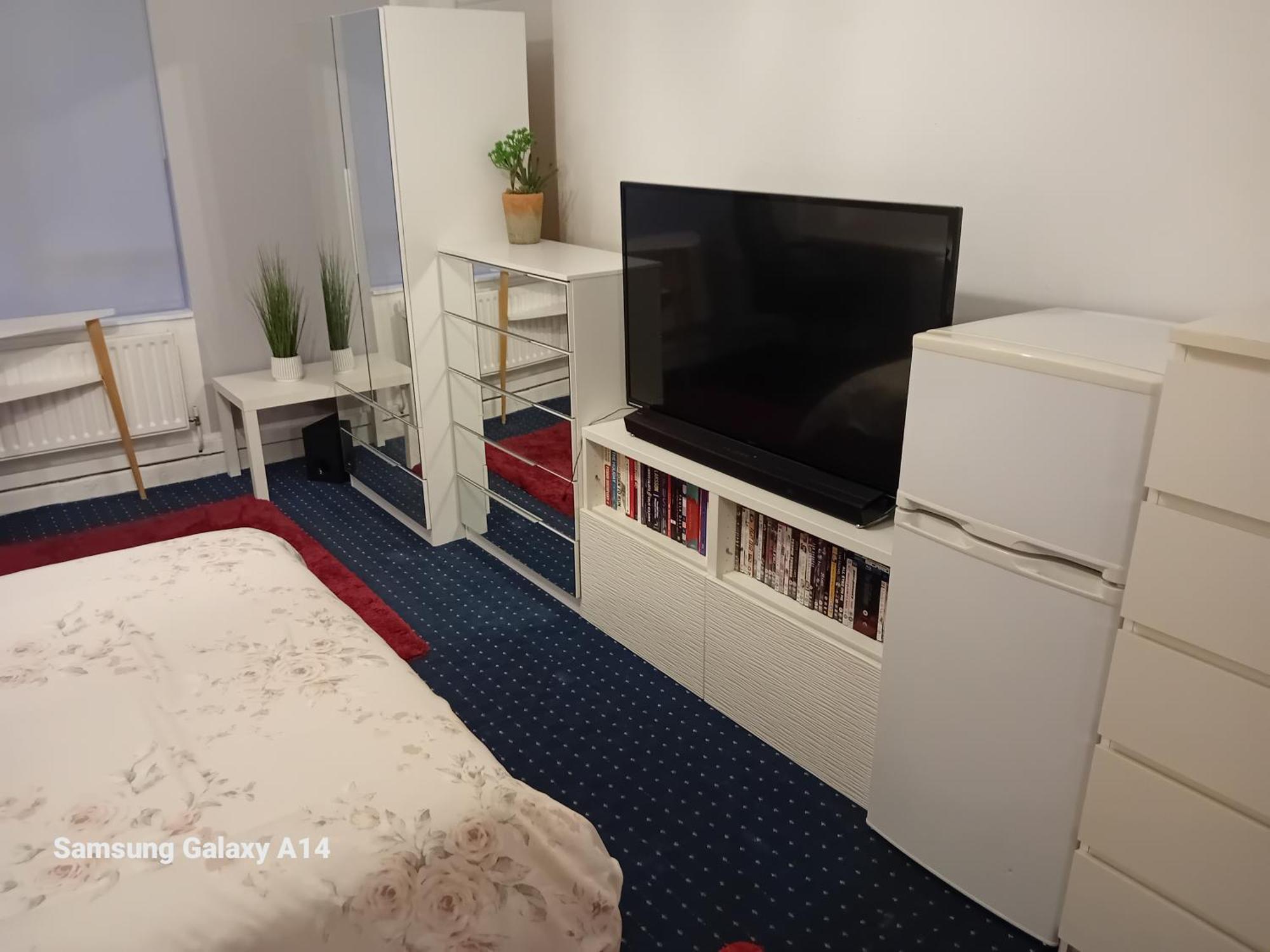 Hospedagem domiciliar 63 John Aird Court *